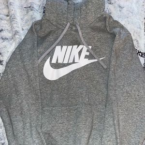 NIKE Hoodie! 🩶